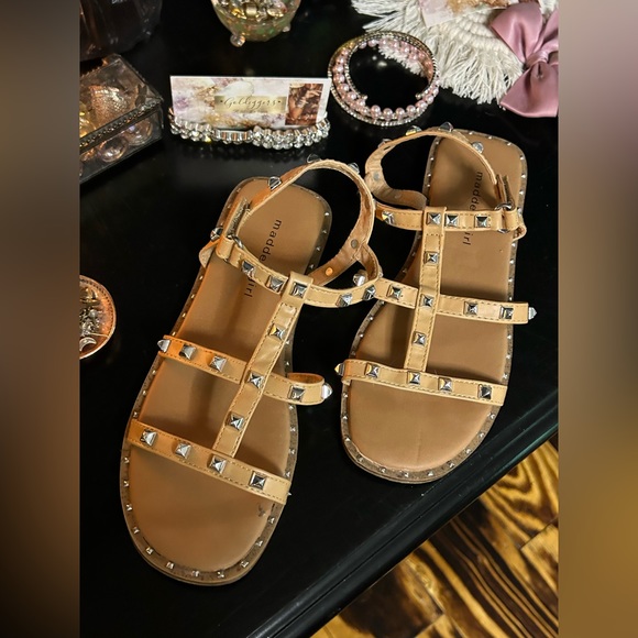 🎀Maddengirl•gladiator style sandals - Picture 3 of 9